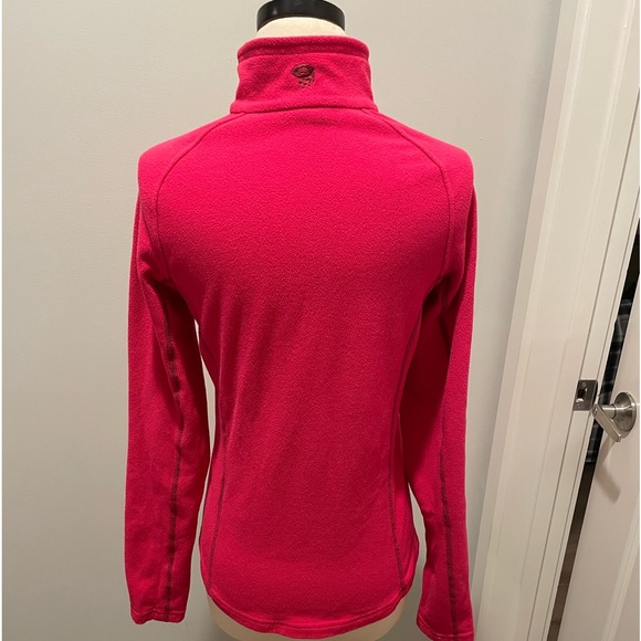 Mountain Hardware Microfleece 1/4 Zip - Picture 8 of 10